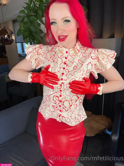 Miss Fetilicious photo 78