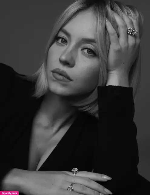 Sydney Sweeney photo 29
