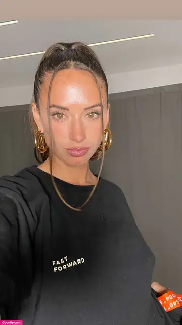 Yesjulz photo 169
