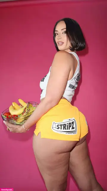 Yesjulz photo 264