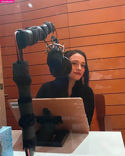 Kat Dennings photo 81