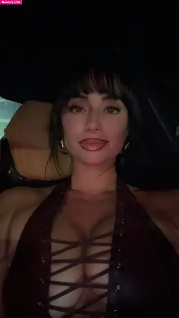 Yesjulz photo 18