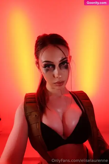 Elise Laurenne photo 264