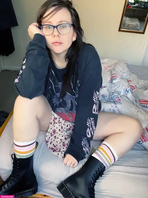 Alice CottonSox photo 851
