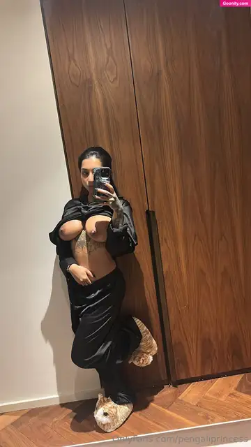 Yasmina Khan 💘 photo 63