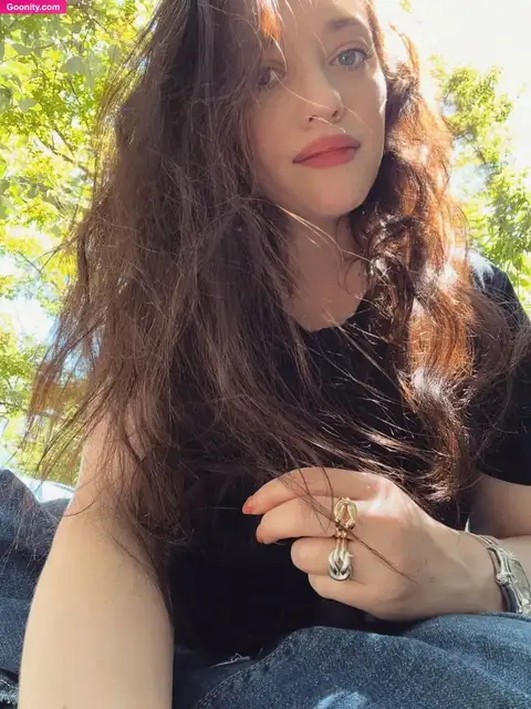 Kat Dennings photo 47