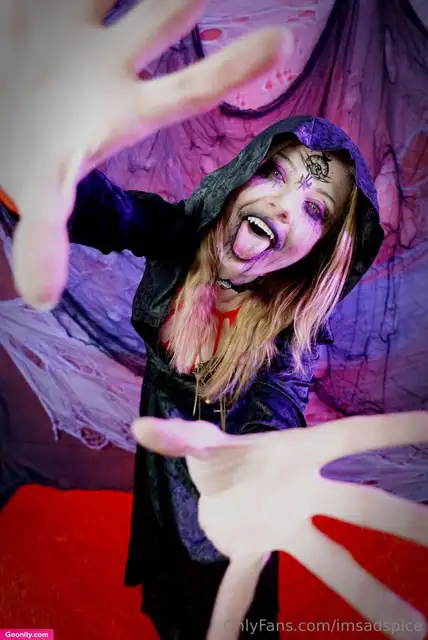 Liz♡ photo 1