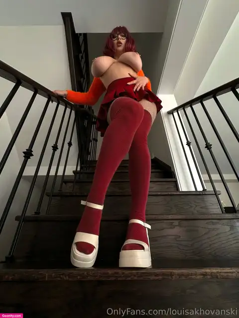 Louisa Khovanski photo 118