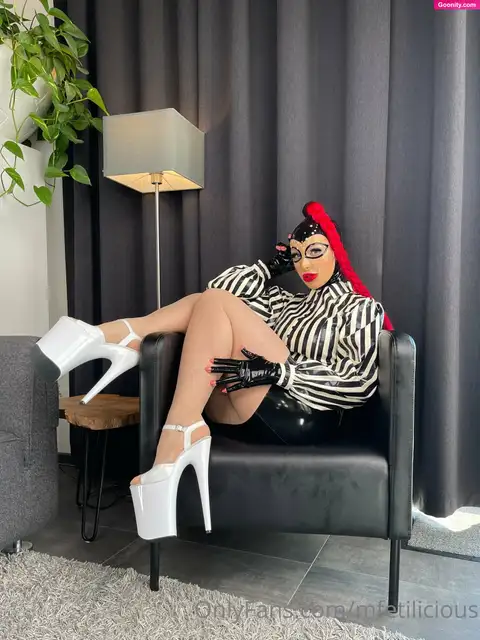 Miss Fetilicious photo 11