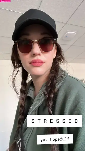 Kat Dennings photo 97