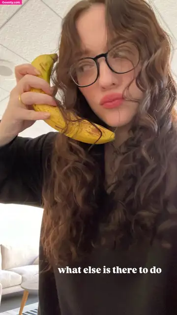 Kat Dennings photo 92