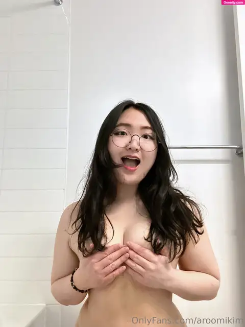 Aroomi Kim 🇰🇷 photo 125