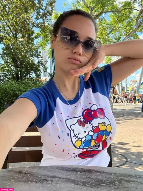 sofia gomez photo 170
