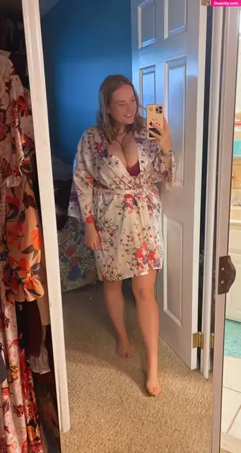 Katie Moran photo 176