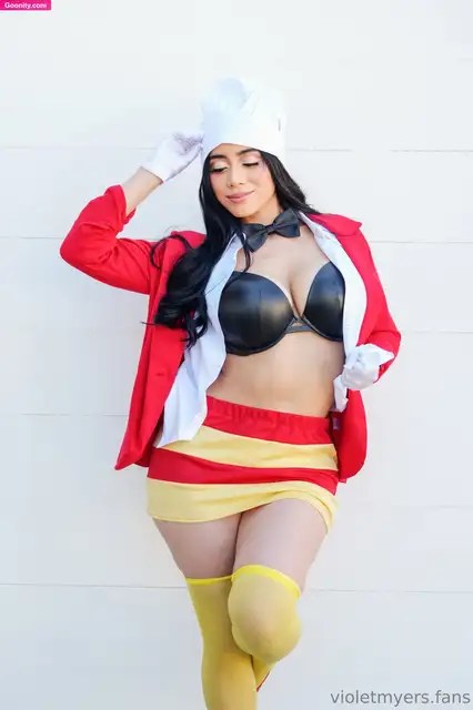 Violet Myers photo 6