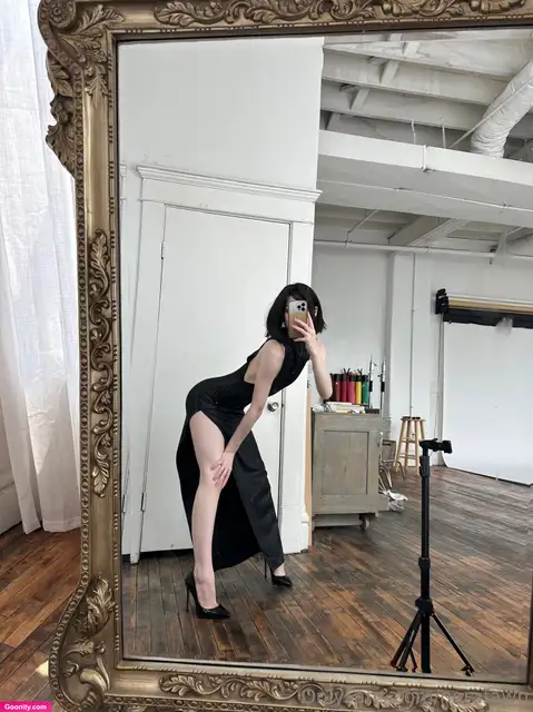 Nora Fawn photo 52