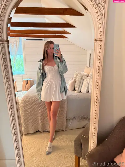 Nadia Foxx 🦊 photo 76