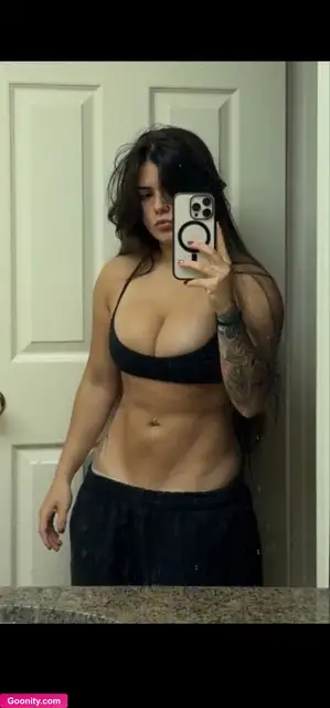 Raelee Rudolph photo 89