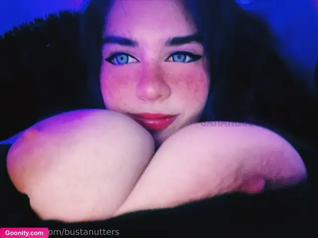 Sara Bustani Huge Boobs Posing Close Up Nude OnlyFans Photo