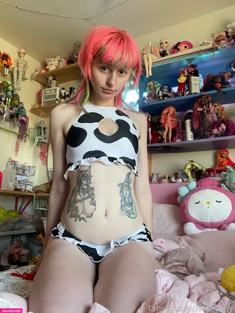 Tweetney photo 97