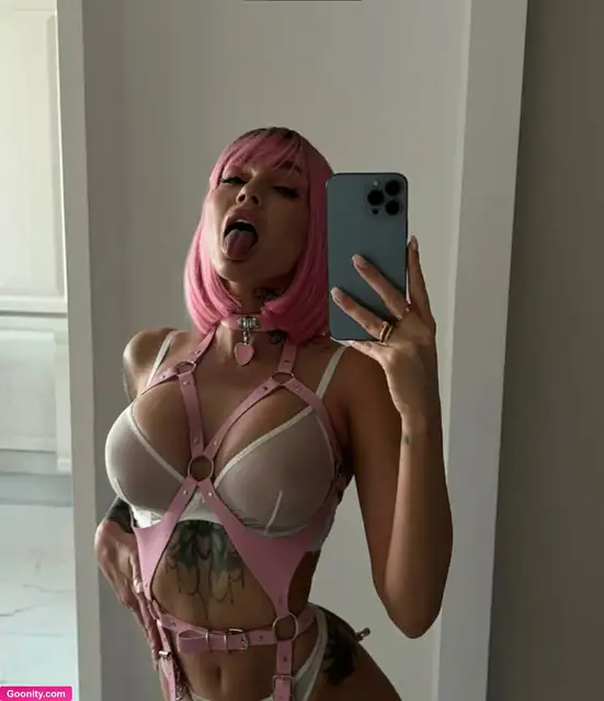 Nessa Murrr photo 309
