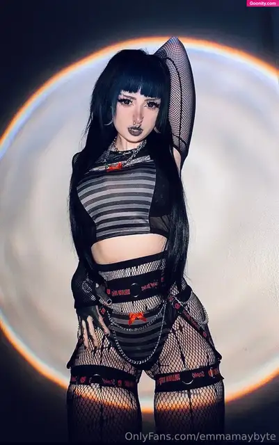 Emma May Byte photo 221