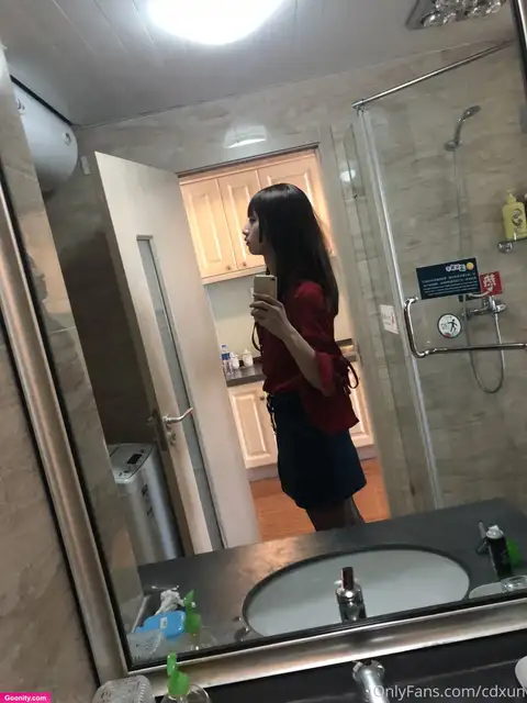 Suki Trans photo 95
