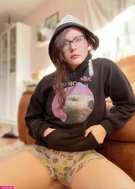 Alice CottonSox photo 721