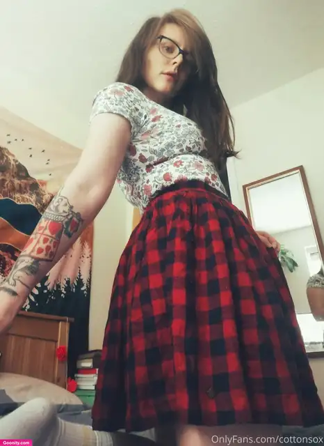 Alice CottonSox photo 554