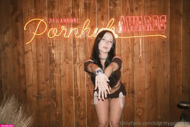 Big Titty Goth Egg photo 105