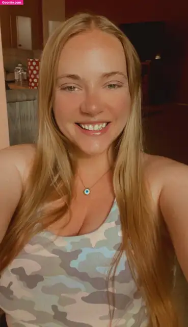 Katie Moran photo 128