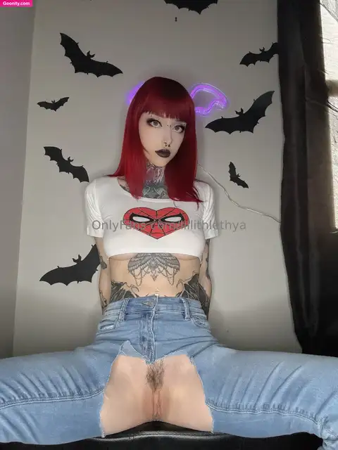 Goth M0mmy Lilli photo 55