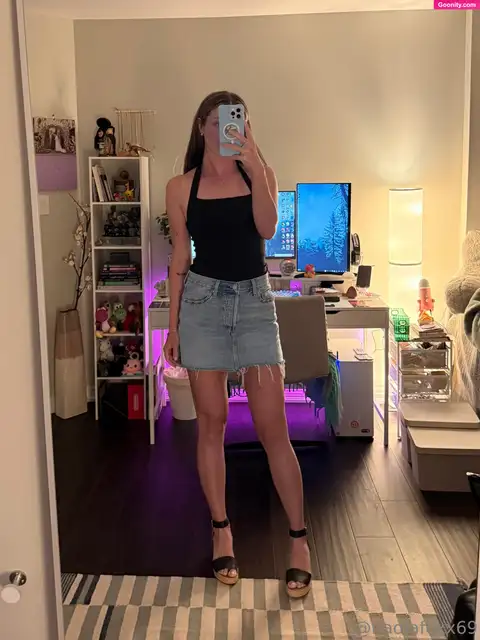 Nadia Foxx 🦊 photo 20