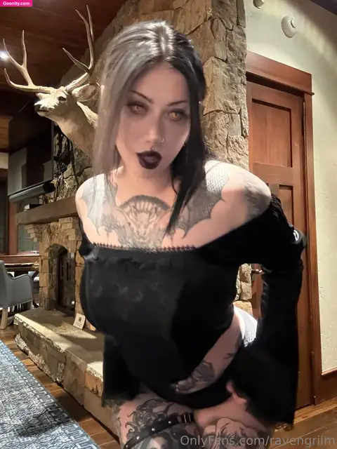 Violet Nothing photo 31