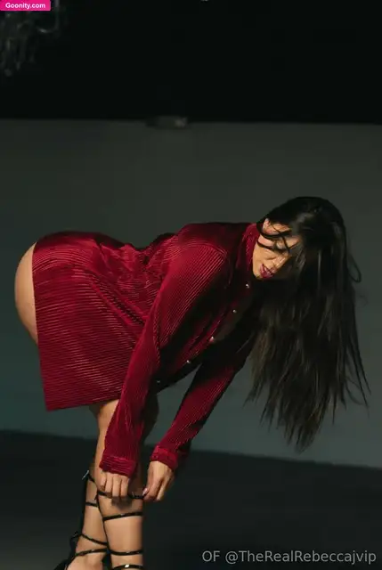 Rebecca 🍑🍒 photo 50