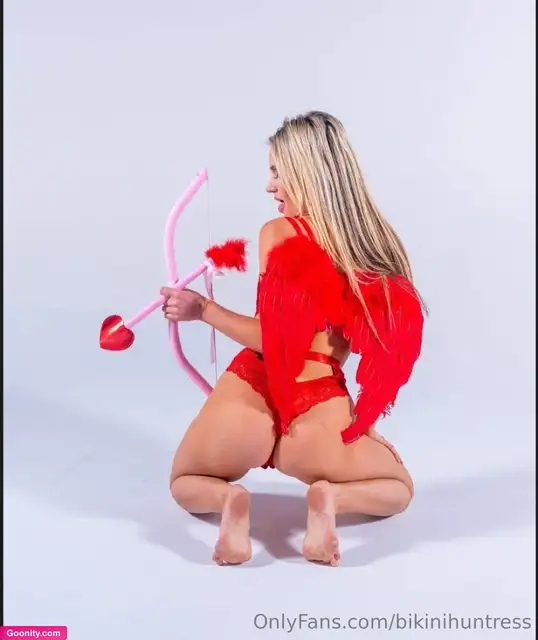 bikinihuntress photo 8