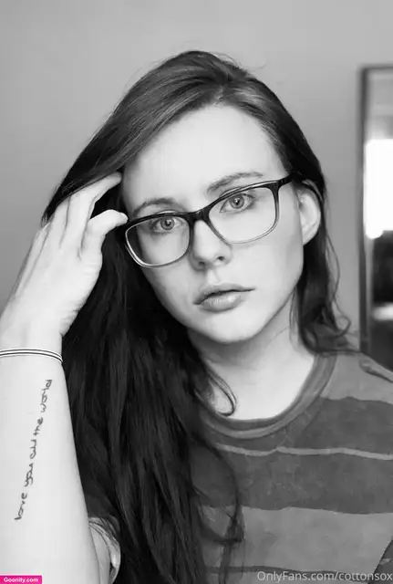 Alice CottonSox photo 669