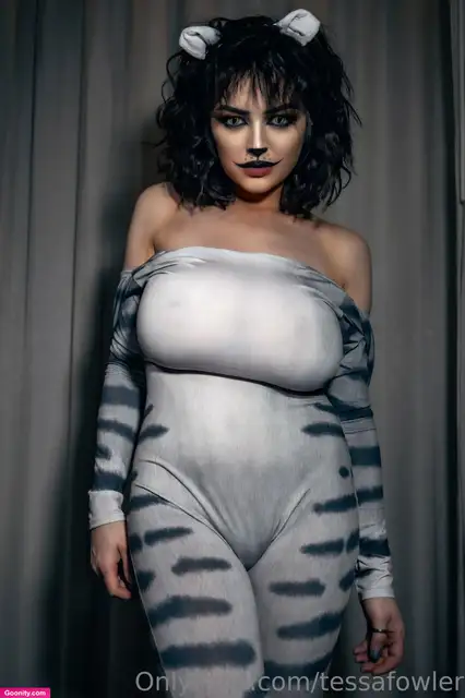 Tessa Fowler photo 134