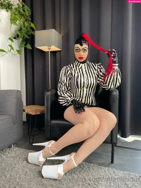 Miss Fetilicious photo 16