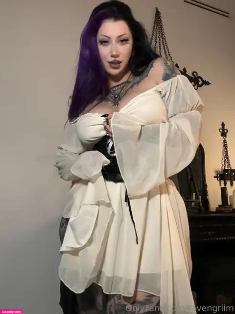 Violet Nothing photo 45