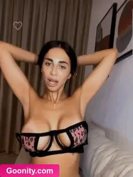 Sara Sfamurri image