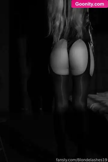 Blondelashes19 photo 113