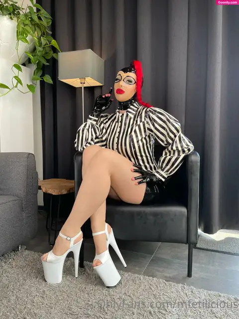 Miss Fetilicious photo 24