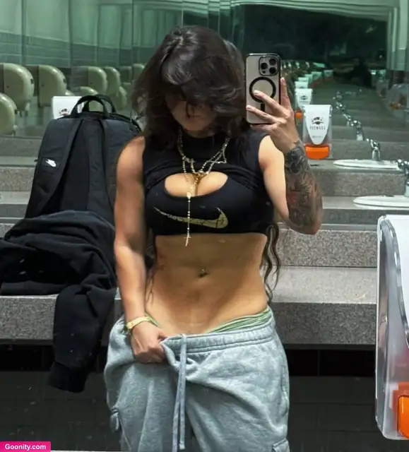 Raelee Rudolph photo 189