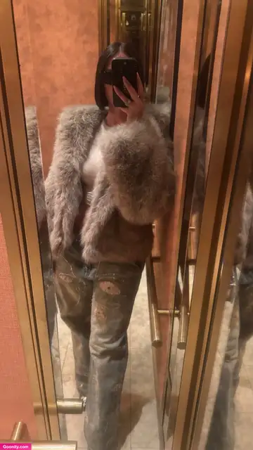 Yesjulz photo 149