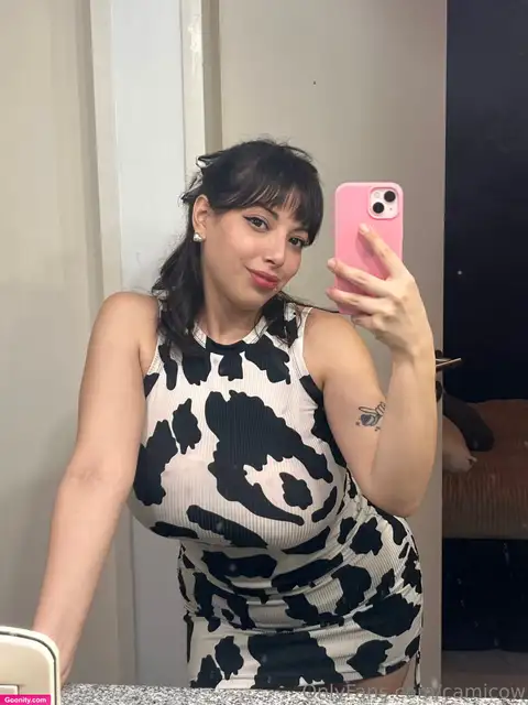 Camila 🐮 photo 4