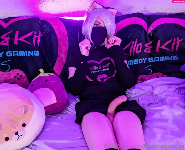 Femboy_Gaming photo 50