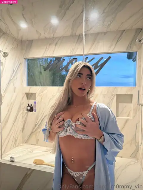 Jackie Laurito photo 105