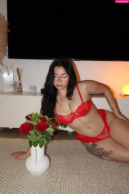 Lillie Grace photo 357