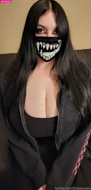 Esskayuwu photo 55